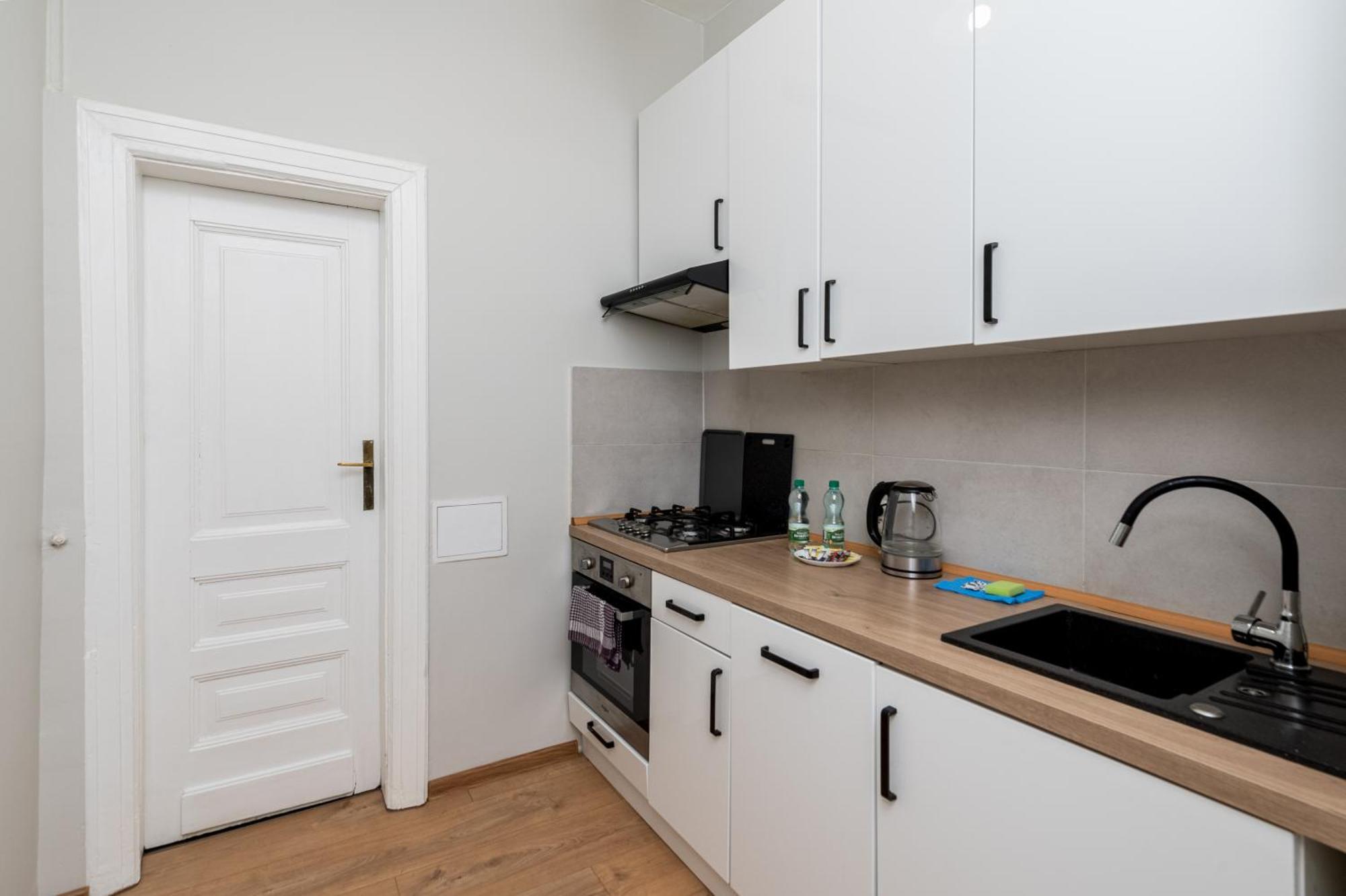Lenartowicza Standard Apartment Краков Экстерьер фото
