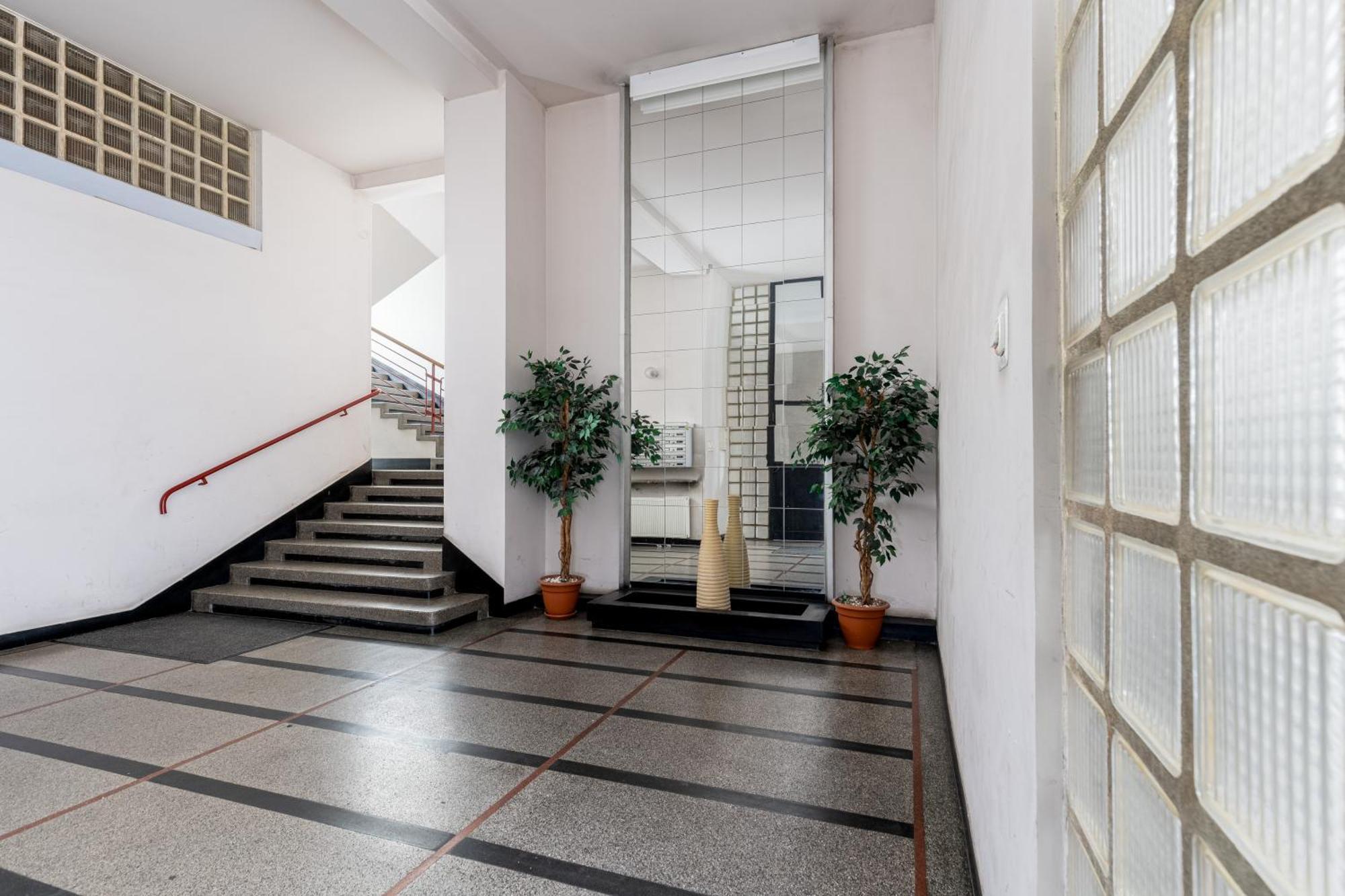 Lenartowicza Standard Apartment Краков Экстерьер фото